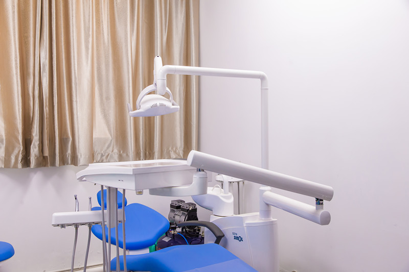 口腔综合治疗椅_副本.jpg